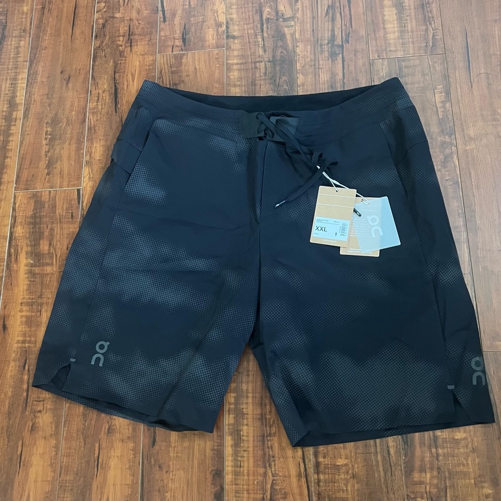 On Running Hybrid Lumos Men Shorts